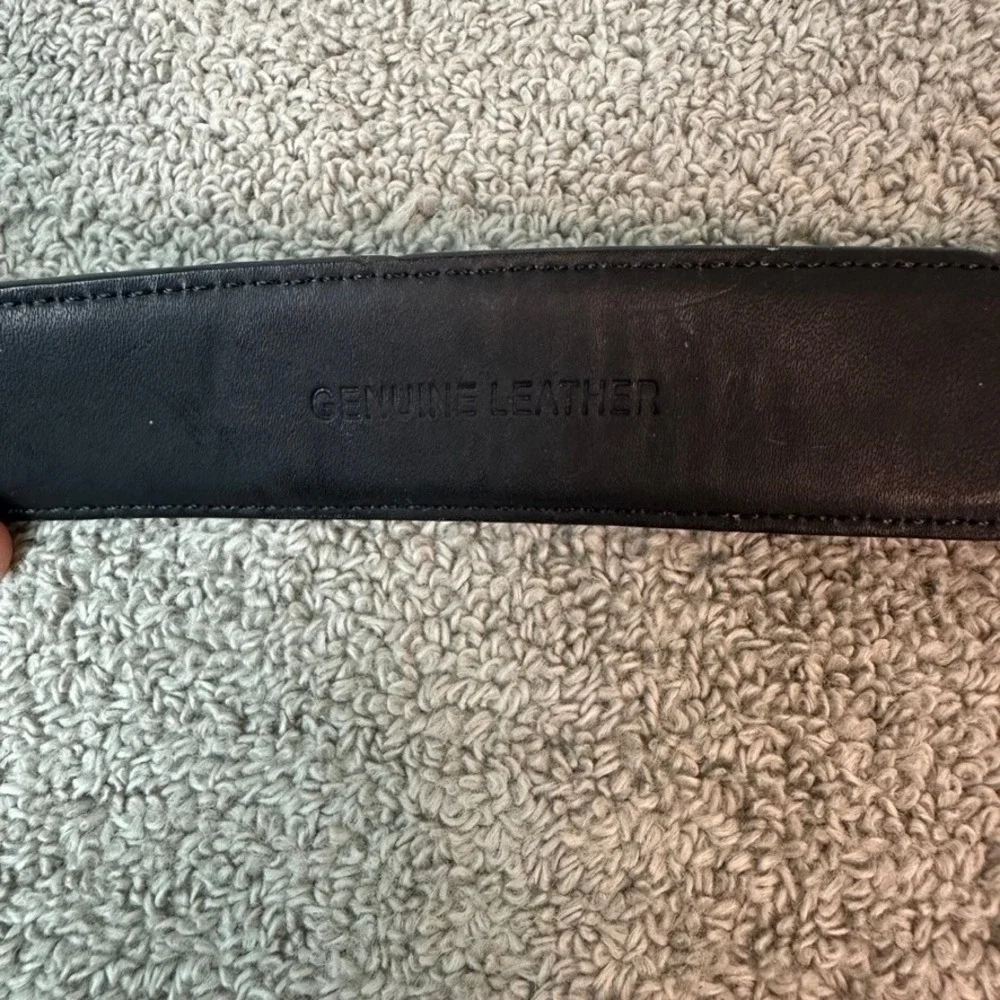 Beverly Hills Polo Club Mens Black Genuine Leather Belt Silver Buckle Size 42